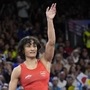 Vinesh Phogat: ஓய்வு முடிவில் யூ டர்ன்..! மாறுபட்ட சூழ்நிலைகளில் 2032 வரை பயணிப்பேன்