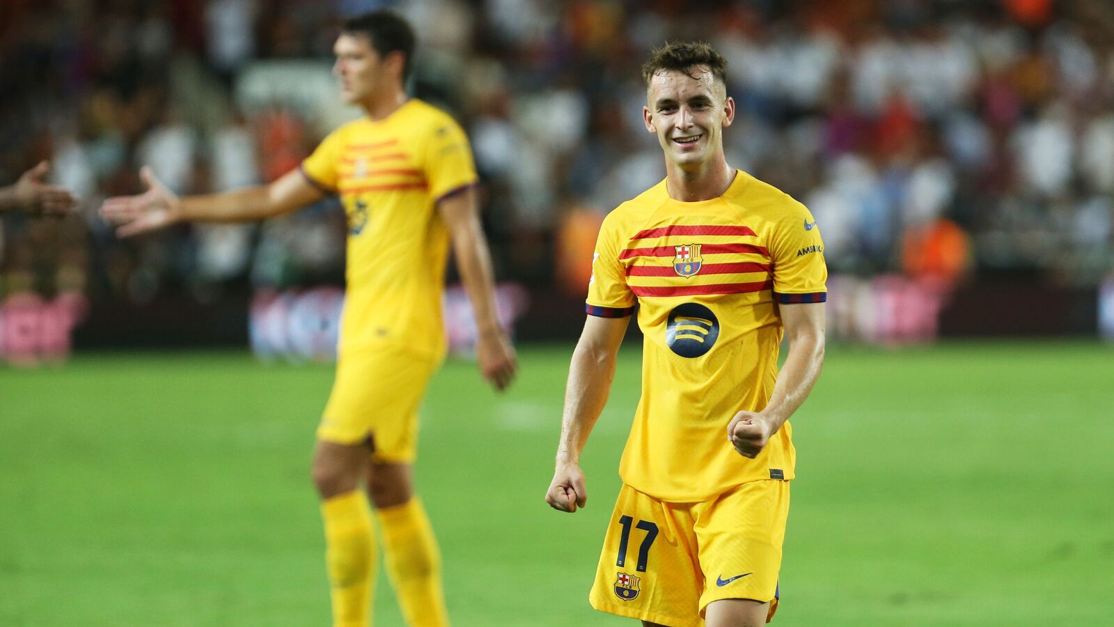 Valencia vs Barcelona: லா லிகா கால்பந்து போட்டி: கடைசி நேரத்தில் 2 கோல்களை போட்ட பார்சிலோனா வீரர்