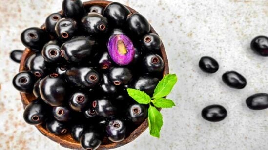 Novel fruit : ஹீமோகுளோபின் அளவை அதிகரிக்க.. கண் பிரச்சனையை போக்க.. உடல் எடையை குறைக்க நாவல் பழம் சாப்பிடுங்கள்! Novel fruit : ஹீமோகுளோபின் அளவை அதிகரிக்க.. கண் பிரச்சனையை போக்க.. உடல் எடையை குறைக்க நாவல் பழம் சாப்பிடுங்கள்!