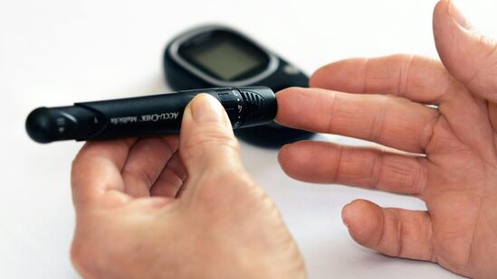 Diabetes Tips : இனி இதை கவனத்தில் கொள்ளுங்கள்.. இரத்த சர்க்கரை அளவைக் கட்டுக்குள் வைத்திருக்க உதவும் உணவுகள் இதோ! Diabetes Tips : இனி இதை கவனத்தில் கொள்ளுங்கள்.. இரத்த சர்க்கரை அளவைக் கட்டுக்குள் வைத்திருக்க உதவும் உணவுகள் இதோ!