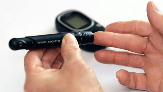 Diabetes Symptoms : நீரிழிவு நோய் பாதிப்பு இருக்கா? இரவில் தூங்கும் போது உணரக்கூடிய 5 அறிகுறிகள் இதுதான்!