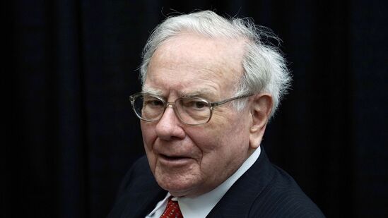 HBD Warren Buffett: ’பங்குச்சந்தையில் அசத்த வேண்டுமா?’ வாரன் பஃபெட் தரும் டாப் 10 டிப்ஸ்!