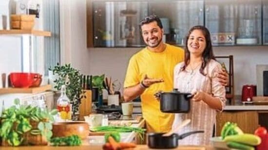 Vastu For Kitchen: இந்த 5 பொருட்கள் வீட்டில் இருந்தால் தரித்திரம் உறுதி! எதிர்மறையாற்றல் அதிகரிக்கும்!