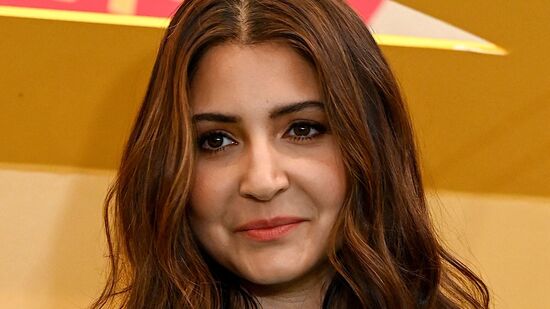 Anushka Sharma: பாலிவுட் நடிகை அனுஷ்கா சர்மாவின் ஃபேவரைட் உணவு என்ன?-அவரே கூறிய பதில் (Photo by Sujit JAISWAL / AFP)