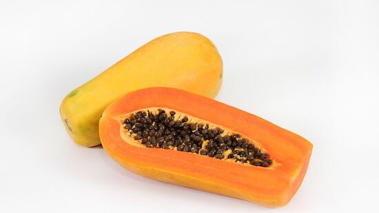 Benefits of Papaya : ஒரு கப் பப்பாளிப்பழத்தை தினமும் வெறும் வயிற்றில் சாப்பிடுவதால் கிடைக்கும் நன்மைகள் என்னவென்று தெரிந்துகொள்ளுங்கள்.