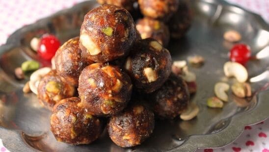 Nuts Laddu : மூளையை சுறுசுறுப்பாக்க; ஞாபக சக்தியை அதிகரிக்க; ரத்தத்தை சுரக்க வைக்க தினமும் 2 லட்டு போதும்!