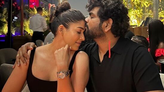 Nayanthara: தன்னுடைய தொழில் சார்ந்த விஷயங்களில் மிகவும் சரியாக இருக்க வேண்டும் என்பதில் கண்ணும் கருத்துமாக இருந்த நயன்தாரா, அதற்காக எவ்வளவு பெரிய சண்டை என்றாலும் போடுவதற்கு தயாராக இருந்தாராம். -விக்னேஷ் -நயன் காதல் கதை