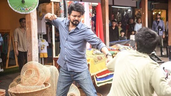 Goat Box Office: நடிகர் விஜய் கதாநாயகனாகவும், வில்லனாகவும் நடித்த தி கோட் படத்தின் 15 நாள் வசூல் குறித்த தகவல் வெளியாகி உள்ளது.