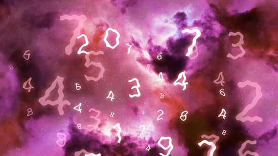 Numerology : ஜோதிடத்தைப் போலவே, எண் கணிதமும் ஜாதகரின் எதிர்காலம், இயல்பு மற்றும் ஆளுமையை வெளிப்படுத்துகிறது. எப்படி ஒவ்வொரு பெயருக்கும் ஒரு ராசி இருப்பது போல, எண் கணிதத்திலும் ஒவ்வொரு எண்ணுக்கு ஏற்ப எண்கள் உள்ளன.