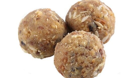 Tirupathi Laddu : திருப்பதி லட்டுவை நீங்கள் வீட்டிலேயே செய்யமுடியும்! தரமாக, சுவையாக செய்வது எப்படி என்று பாருங்க!