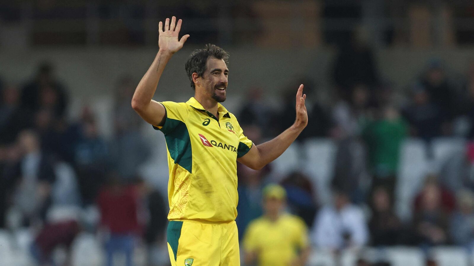Mitchell Starc: ஒரே ஓவரில் 28 ரன்கள் வாரி வழங்கிய ஸ்டார்க்..பிரித்தெடுத்த இங்கிலாந்து பேட்ஸ்மேன்! அதிரடி விடியோ