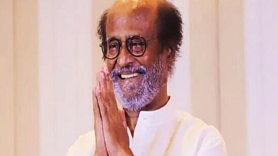 Rajnikanth: உடல்நலக் குறைவின் காரணமாக சிகிச்சை பெற்று வந்த நடிகர் ரஜினிகாந்த், தற்போது கண் விழித்து, தனக்கு சிகிச்சை அளித்த மருத்துவர்களுக்கு நன்றி தெரிவித்துள்ளார்.