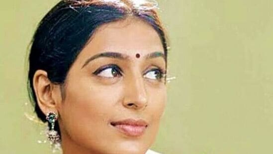 Actress Padmapriya: இங்கு பெண்களின் கேரக்டர் இவ்வளவு தான்.. வாயைத் திறந்தாலே பிரச்சனை தான்.. வேதனையில் பத்மபிரியா!