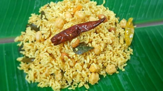 Tamarind Rice: இனி புளியோதரை இப்படி செஞ்சு பாருங்க! சூப்பர் ரெசிபி!