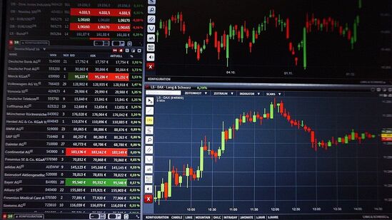 Stocks To Buy: ஈரான்-இஸ்ரேல் போருக்கு மத்தியில் நிஃப்டி 50 வர்த்தக அமைப்பு; வாங்க அல்லது விற்க 5 பங்குகள்