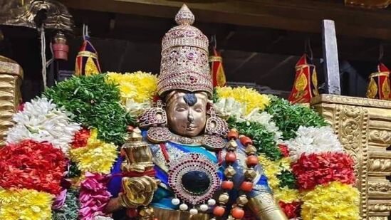 Today Pooja Time : நவராத்திரியின் இரண்டாவது நாள்.. வெள்ளிக்கிழமை.. இன்றைய பூஜைக்கான நல்ல நேரம்.. வழிபாட்டின் பயன்கள் இதோ