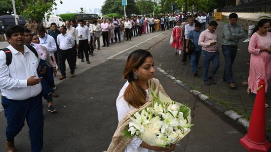 மகாராஷ்டிராவில் ஒரு நாள் அரசு துக்கம் அனுசரிப்பு