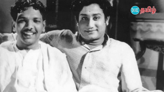 பராசக்தி படத்தில் வசன உச்சரிப்பு பிரமாதமாக இருந்தது, வசனங்கள் பெருமளவில் பேசப்பட்டது அது பற்றி?‘’அது அற்புதம். சினிமா உலகில் பெரும் மாற்றத்தை ஏற்படுத்தியதே பராசக்தி வசனம்; கலைஞரின் நடை தான். நான் சிறுவயதில் கிருஷ்ணன் - பஞ்சுவின் வசனங்களைப் பேசி நடிச்சிட்டு இருப்பேன். அப்போது நல்ல வசனமாக அவங்க கலைஞர்கிட்ட எழுத சொல்லியிருப்பாங்கன்னு நினைக்கிறேன்.அந்த மாதிரி இரண்டு பேருக்கும் இடையில் இருக்கும் உறவு அதிகம். அவருக்கு ஈடாக வந்து இந்தியாவிலேயே, என் உலகிலேயே எழுத்தாளர்கள் இல்லை என்று சொன்னால், எதிரிகள் கூட ஒத்துக்குவாங்க. அப்படி ஒரு மாபெரும் எழுத்தாளன், கலைஞர் கருணாநிதி அவர்கள்''.