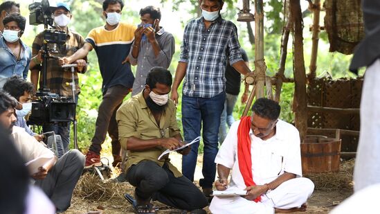 அவர் புகைப்பிடிக்கும் பழக்கத்தை விடுவதற்கு பல படங்கள் அவருக்கு உத்வேகம் அளித்தது.&nbsp;இதனையடுத்துதான் அவர் சிகரெட் பிடிப்பதை நிறுத்த வேண்டும் என்று முடிவு செய்தார்.&nbsp;