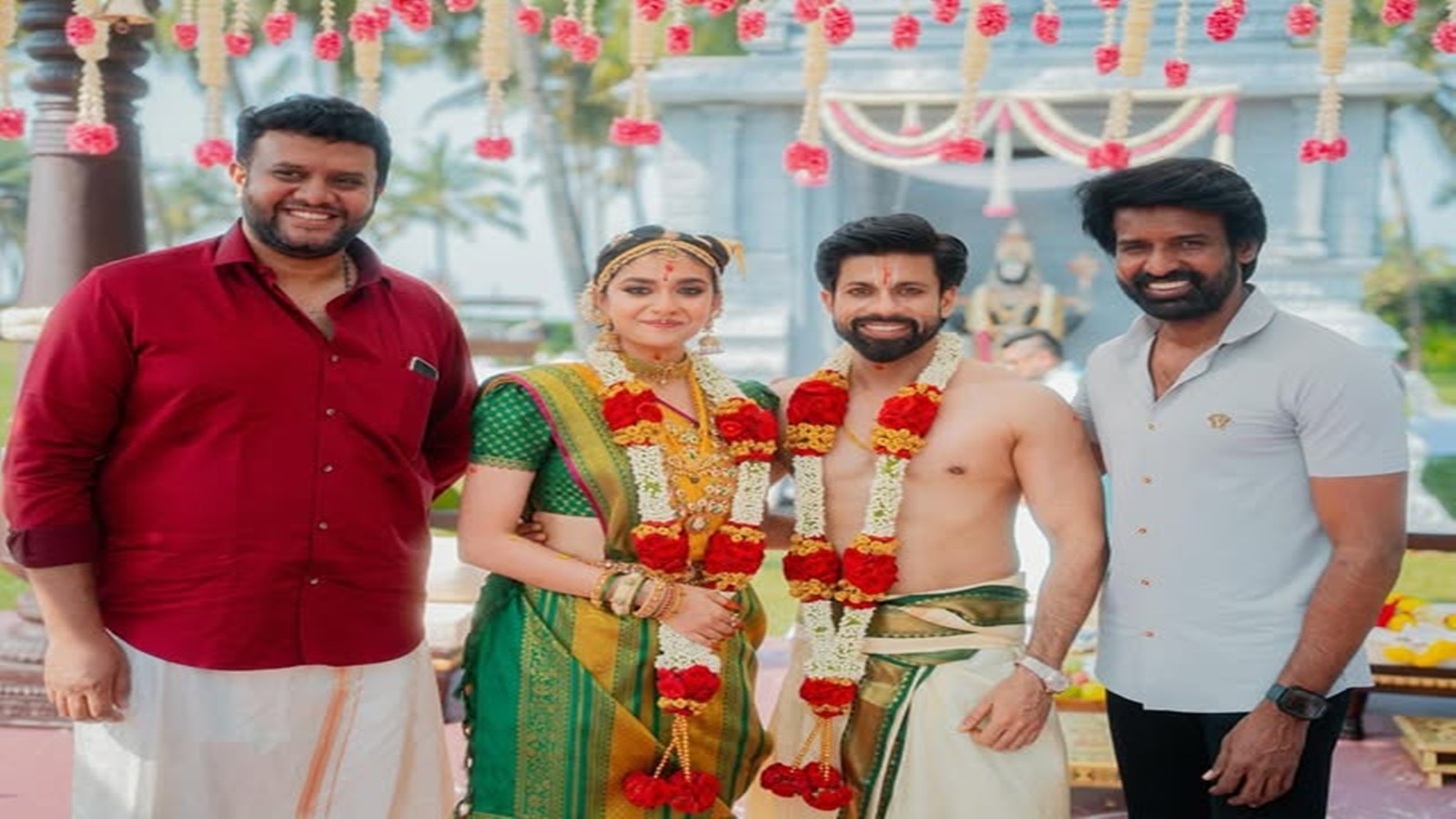 என் செல்ல தங்கை! அன்பு மாப்பிள்ளை! கீர்த்தி சுரேஷிற்கு திருமண வாழ்த்து சொன்ன நடிகர் சூரி! வைரலாகும் போட்டோ!