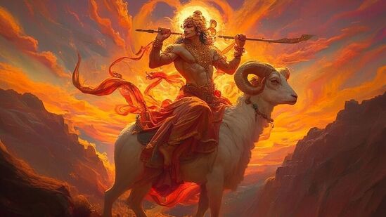 ஜோதிடத்தில் செவ்வாய்க்கு தனி முக்கியத்துவம் உண்டு. அதனால்தான் அவர் கோள்களின் தளபதி என்று அழைக்கப்படுகிறார். தைரியம், நிலம், வீரம், போர், சக்தி, பலம், ராணுவம் மற்றும் வீரம் போன்றவற்றுக்கான காரக கிரகமாகவும் செவ்வாய் கருதப்படுகிறது. செவ்வாய் ஒரு ராசியிலிருந்து மற்றொரு ராசிக்கு மாற 45 நாட்கள் ஆகும். செவ்வாய் தற்போது கடகத்தில் உள்ளார், இன்று முதல் 20 நாட்களுக்குள் ராசி மாறவுள்ளது.