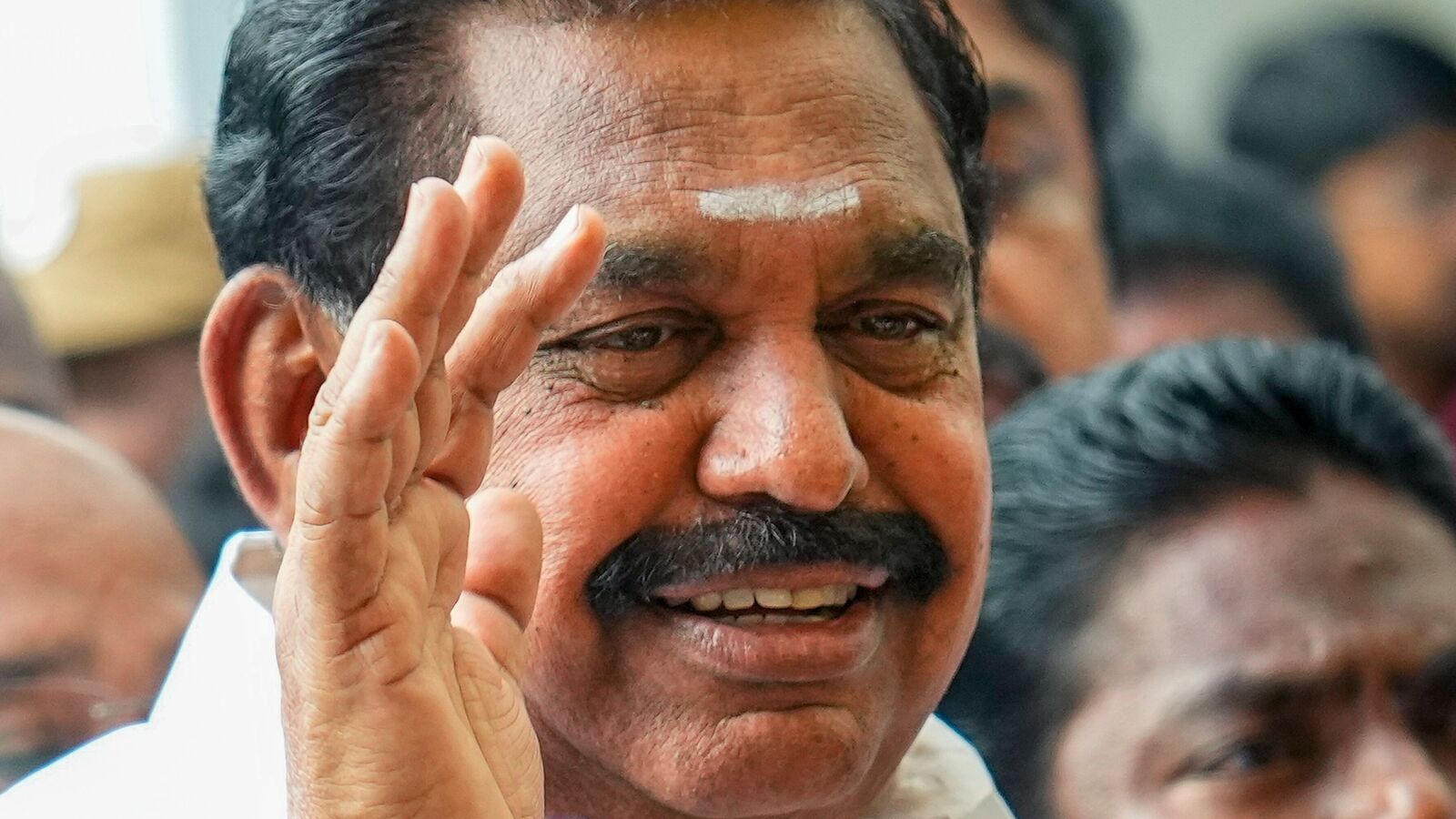 Tamilnadu News Live January 8, 2025: சென்னை சிறுமி பாலியல் வன்கொடுமை: கைதானவரை கட்சியில் இருந்து நீக்கிய எடப்பாடி பழனிசாமி!