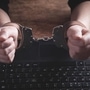 Digital Arrest Scams: ‘ஆயிரமோ லட்சமோ இல்லை.. கோடிக் கணக்கில் பணம் அபேஸ்’- டிஜிட்டல் கைது மோசடியை தவிர்ப்பது எப்படி? Digital Arrest Scams: ‘ஆயிரமோ லட்சமோ இல்லை.. கோடிக் கணக்கில் பணம் அபேஸ்’- டிஜிட்டல் கைது மோசடியை தவிர்ப்பது எப்படி?