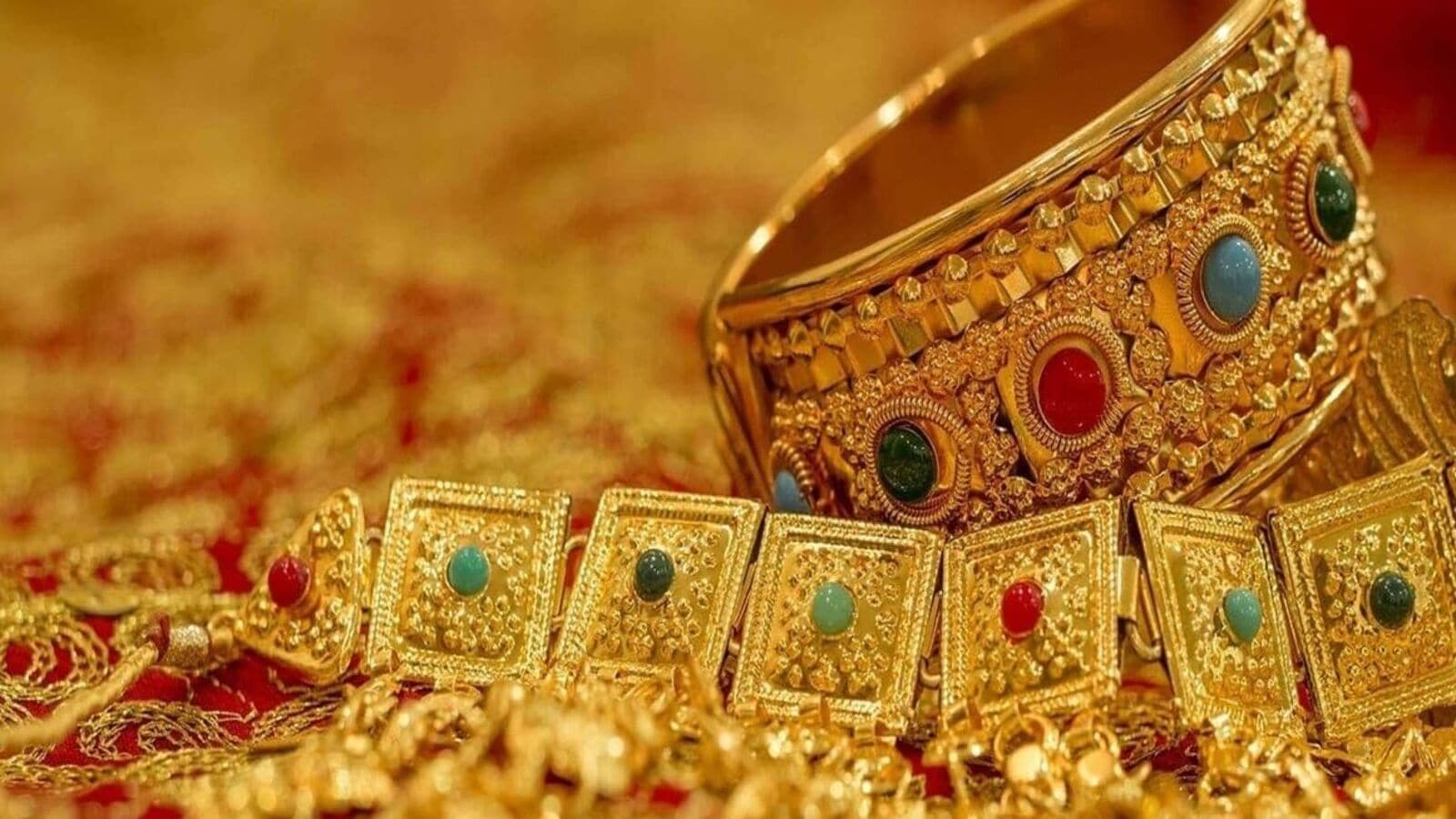 Gold Rate Today: பொங்கல் விடுமுறை நாளில் தங்கம் விலை சரிவா?.. உயர்வா?.. இன்றைய விலை நிலவரம் இதோ!
