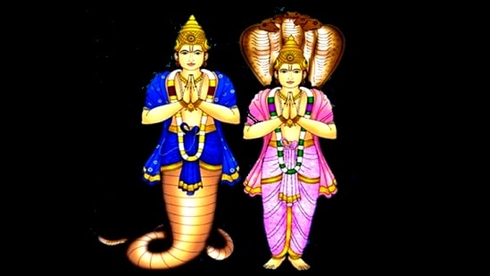அந்த வகையில் நவம்பர் 10ஆம் தேதி என்று கேது பகவான் பூரம் நட்சத்திரத்தில் நுழைந்தார். வருகின்ற 2025 ஆம் ஆண்டு ஜூலை 20ஆம் தேதி வரை இதே நட்சத்திரத்தில் பயணம் செய்வார். கேது பகவானின் பூர நட்சத்திர பயணம் கட்டாயம் அனைத்து ராசிகளுக்கும் தாக்கத்தை ஏற்படுத்தும் இருப்பினும் ஒரு சில ராசிகள் இதன் மூலம் சொர்க்க வாழ்க்கையை பெறுகின்றனர். அது எந்தெந்த ராசிகள் என்பது குறித்து இங்கு காணலாம்.&nbsp;