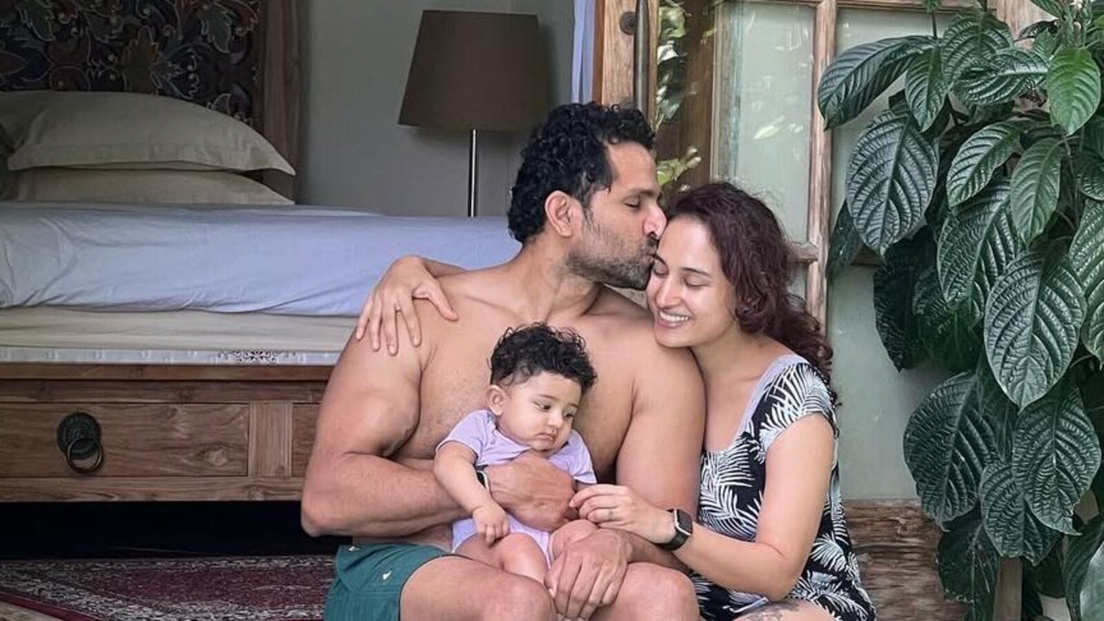 Pooja ramachandran:டேய் நான் உன் அம்மாடா? - பூஜா பகிர்ந்த க்யூட் வீடியோ!