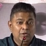 <h2>புத்தக குறியீடு&nbsp;</h2><p>Jokes and the unconscious என்ற புத்தகமொன்று இருக்கிறது. அதில், ஒரு நகைச்சுவையை சொல்லும் பொழுது அதைக் கேட்பவர்கள் ஆழ்மனதிலிருந்து அதற்காக சிரிப்பை வெளிப்படுத்துவார்கள். அவர்கள் தங்களுடைய சுய நினைவில் இருந்து அதற்கு ரியாக்ட் செய்வதில்லை. அதுதான் ஒரு நகைச்சுவையுடைய இயல்பு என்பது குறிப்பிடப்பட்டு இருக்கிறது.&nbsp;</p><p>அன்றைய தினம் மேடையில் அதுதான் நடந்தது. அமீரிடமும், வெற்றிமாறனிடமும் நான் மன்னிப்பு கேட்டுக்கொள்கிறேன். நிறைய பேர் நான் முகம் சுளிப்பது போல பேசியதாகவும், அதற்கு அவர்கள் இருவரும் சிரித்ததாகவும் விமர்சனம் செய்திருந்தார்கள்</p><p>அன்று அவர்கள் மட்டும் சிரிக்கவில்லை; மேடையில் இருந்தவர்களும், என் முன் இருந்த பத்திரிகையாளர்களும் சிரித்தார்கள்; அது அந்த வீடியோவில் இருக்கிறது; ஆழ்மனதிலிருந்து பேசும் பொழுது, ஒரு சில வார்த்தைகள் கொஞ்சம் மேலே சென்று விட்டது. அதற்கு மன்னிப்பு கேட்டுக்கொள்கிறேன்.&nbsp;</p><p>&nbsp;</p><p>&nbsp;</p><p>&nbsp;</p>