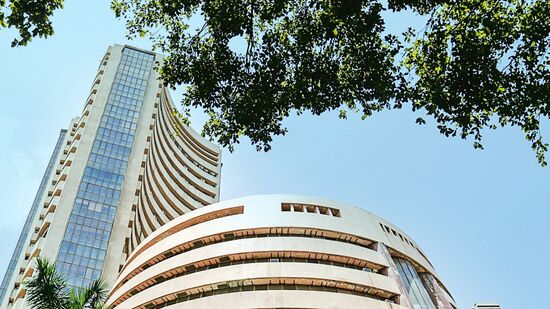 Stocks to Buy: ரூ.100 க்கு கீழ் நிபுணர்கள் இன்று 4 இன்ட்ராடே பங்குகள் வாங்க பரிந்துரை