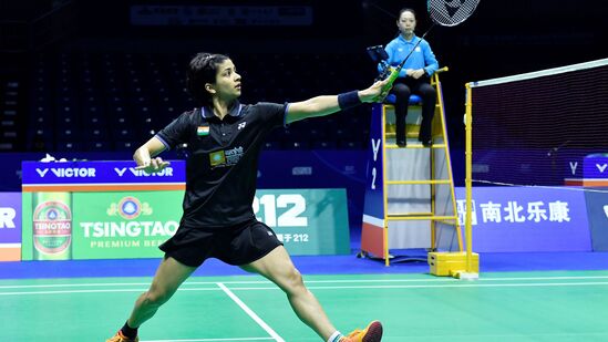 தொடக்க ஆட்டத்தில், உலகின் 12-வது இடத்தில் உள்ள இரட்டையர்களான ஹிரோகி மிடோரிகாவா மற்றும் நட்சு சைட்டோ ஆகியோர், தரவரிசையில் 37-வது இடத்தில் உள்ள துருவ் மற்றும் தனிஷாவை மூன்று ஆட்டங்களாக மோதி வீழ்த்தினர். இரண்டாவது செட்டில் இந்திய ஜோடி மீண்டும் வெற்றி பெற்றது, ஆனால் இறுதியில் 61 நிமிடங்களுக்குப் பிறகு 21-13, 17-21, 21-13 என்ற கணக்கில் தோல்வியடைந்தது. தொடக்க ஆட்டத்தில், உலகின் 12-வது இடத்தில் உள்ள இரட்டையர்களான ஹிரோகி மிடோரிகாவா மற்றும் நட்சு சைட்டோ ஆகியோர், தரவரிசையில் 37-வது இடத்தில் உள்ள துருவ் மற்றும் தனிஷாவை மூன்று ஆட்டங்களாக மோதி வீழ்த்தினர். இரண்டாவது செட்டில் இந்திய ஜோடி மீண்டும் வெற்றி பெற்றது, ஆனால் இறுதியில் 61 நிமிடங்களுக்குப் பிறகு 21-13, 17-21, 21-13 என்ற கணக்கில் தோல்வியடைந்தது.