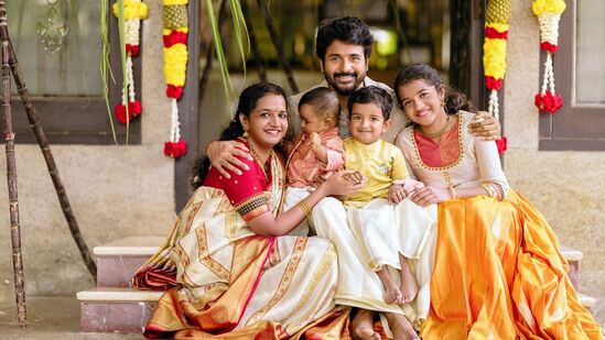 HBD Sivakarthikeyan: வசூல் மன்னன்.. துப்பாக்கியை வாங்கி ஓடிக் கொண்டிருக்கும் வெற்றி நாயகன்.. HBD சிவகார்த்திகேயன்.. HBD Sivakarthikeyan: வசூல் மன்னன்.. துப்பாக்கியை வாங்கி ஓடிக் கொண்டிருக்கும் வெற்றி நாயகன்.. HBD சிவகார்த்திகேயன்..
