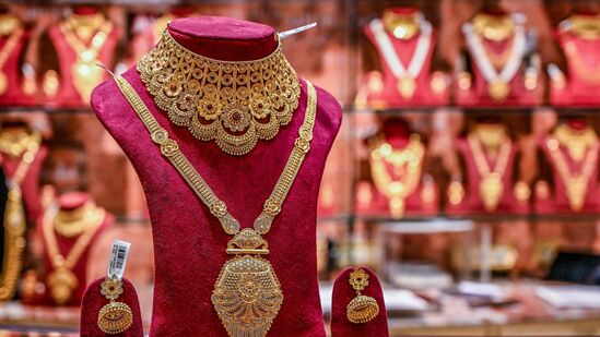 Gold Rate Today: ’மீண்டும் உயரும் தங்கம்!’ இன்றைய தங்கம் மற்றும் வெள்ளி விலை நிலவரம்! Gold Rate Today: ’மீண்டும் உயரும் தங்கம்!’ இன்றைய தங்கம் மற்றும் வெள்ளி விலை நிலவரம்!