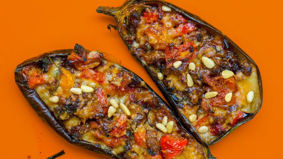 லஞ்ச் பாக்ஸ்க்கு கரெக்ட் சாய்ஸ் இது தான்! கமகமக்கும் கத்தரிக்காய் வறுவல்! சூப்பரான ரெசிபி இதோ!