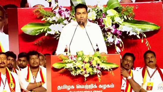 தவெக 2ஆம் ஆண்டு விழா: ’விஜய்க்கு முதலமைச்சர் ஸ்டாலினே ரசிகர்தான்!’ அரங்கை அதிரவிட்ட ஆதவ் அர்ஜூனா! தவெக 2ஆம் ஆண்டு விழா: ’விஜய்க்கு முதலமைச்சர் ஸ்டாலினே ரசிகர்தான்!’ அரங்கை அதிரவிட்ட ஆதவ் அர்ஜூனா!