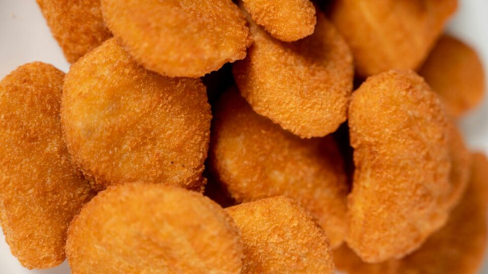 இஃப்தார் ஸ்நாக்ஸ்க்கு பெஸ்ட் சாய்ஸ் வேண்டுமா!  சிக்கன் நக்கட்ஸ் இருக்கே! இதோ பக்கா ரெசிபி!