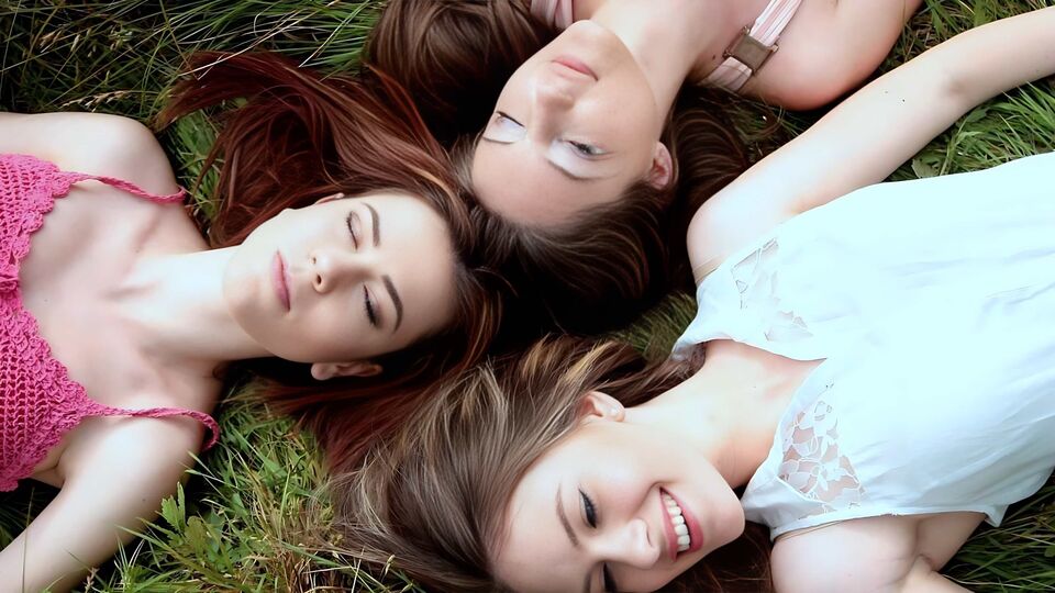 பெண்கள் உடல் ஆரோக்கியம்: உஷார்..! பெண்களை மட்டும் அதிகம் பாதிக்கும் நோய்கள் இவைதான்.. நோய் தடுப்பு முதல் தற்காப்பு வரை