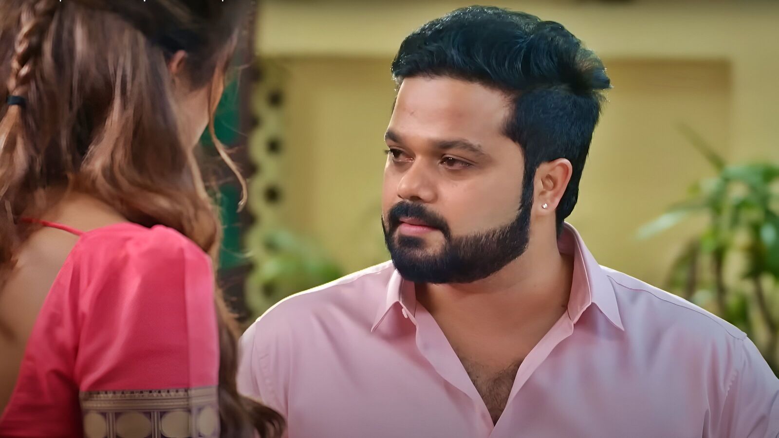 கயல் சீரியல் மார்ச் 7 எபிசோட்: அசிங்கப்பட்டு நிற்கும் எழில்.. ஆராவாரமான குடும்பம்.... கயல் சீரியல்..