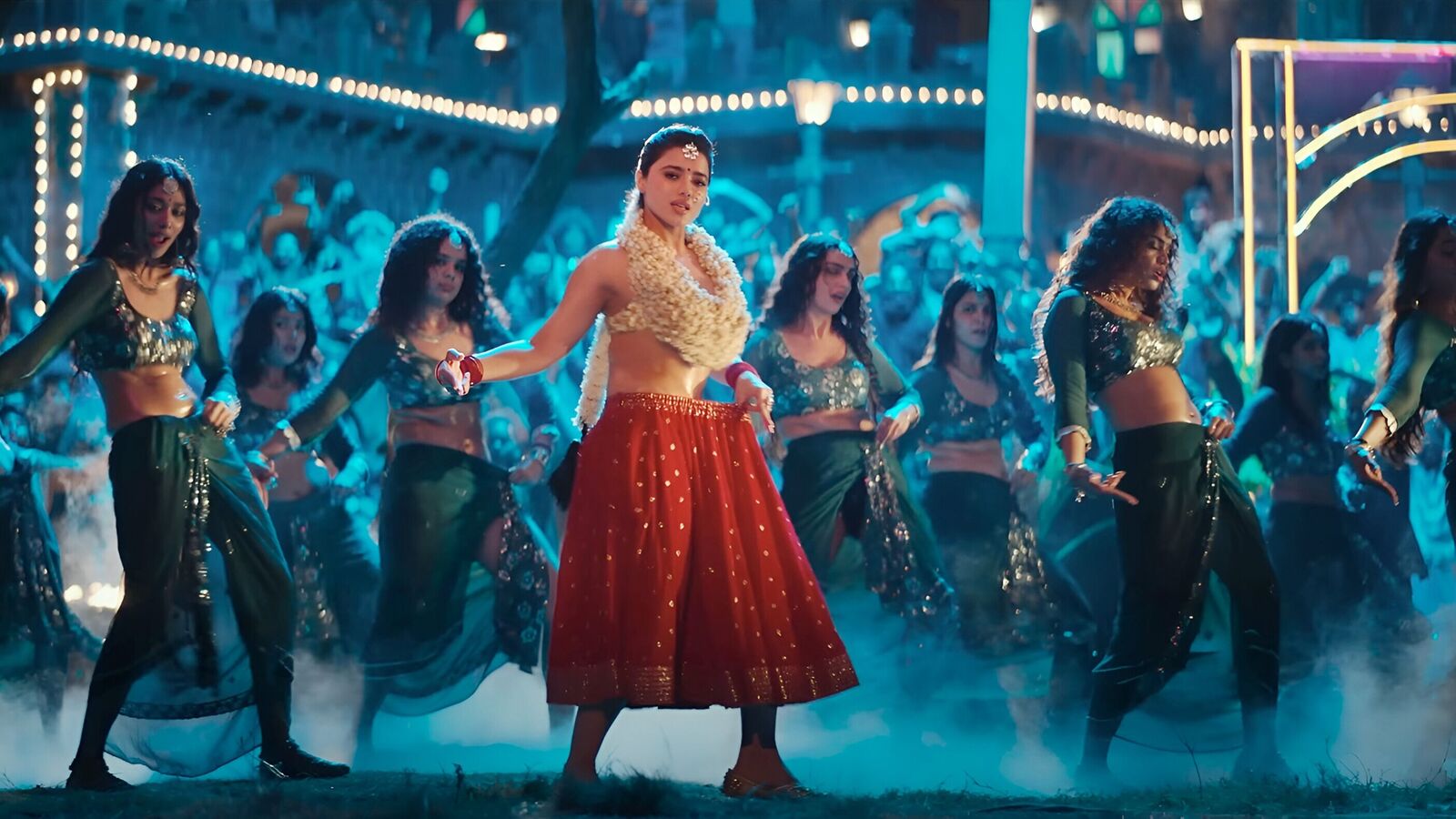 Robinhood Song: தொடர்ந்து விமர்சனத்திற்கு உள்ளாகும் தெலுங்கு பட பாடல்கள்.. முகம் சுழிக்க வைக்கும் அசைவுகள்..