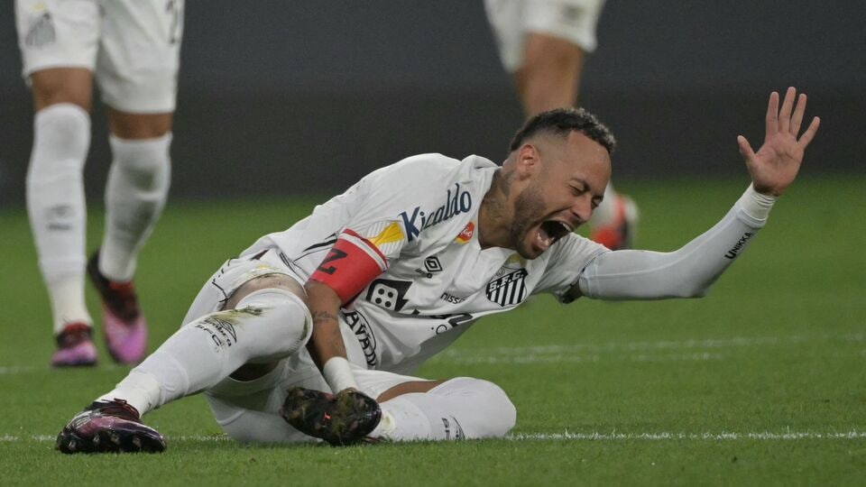 Neymar: காயம் காரணமாக நெய்மர் பிரேசில் அணிக்கு திரும்புவதில் தாமதம்.. அவருக்கு பதிலாக இந்த வீரர் சேர்ப்பு