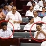‘இபிஎஸ் இருக்கைக்கு பின்னால் அமர்ந்த ஓபிஎஸ்.. அருகில் அமர்ந்த செங்கோட்டையன்’ சட்டென மாறிய சட்டமன்ற காட்சிகள்!