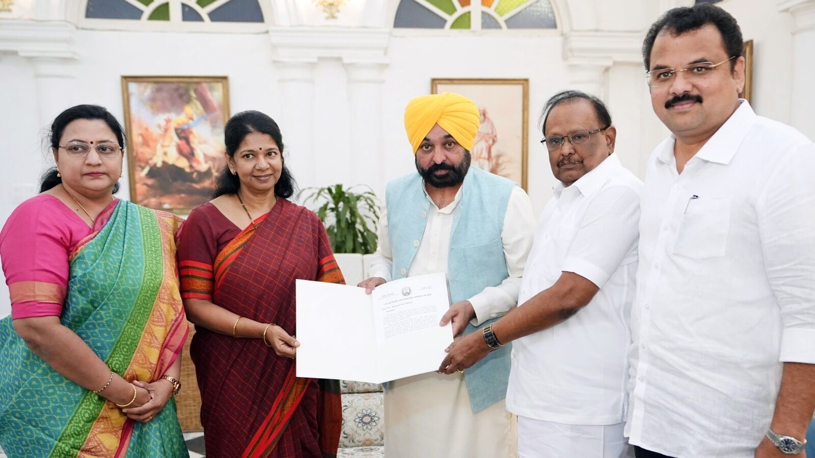 தொகுதி மறுசீரமைப்பு ஆலோசனை கூட்டம்.. பஞ்சாப் முதலமைச்சரை நேரில் சென்று அழைத்த திமுக குழு!