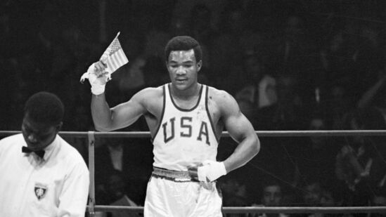 George Foreman Dies: அமெரிக்காவின் ஹெவிவெயிட் குத்துச்சண்டை லெஜண்ட் ஜார்ஜ் ஃபோர்மேன் காலமானார் George Foreman Dies: அமெரிக்காவின் ஹெவிவெயிட் குத்துச்சண்டை லெஜண்ட் ஜார்ஜ் ஃபோர்மேன் காலமானார்