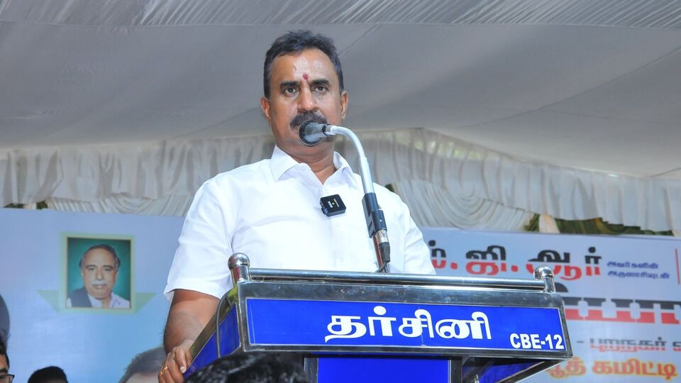 SP Velumani : ‘அதிமுக பூத் கமிட்டி விபரங்களை சேகரிக்கும் போலீஸ்’ எஸ்.பி.வேலுமணி எச்சரிக்கை!
