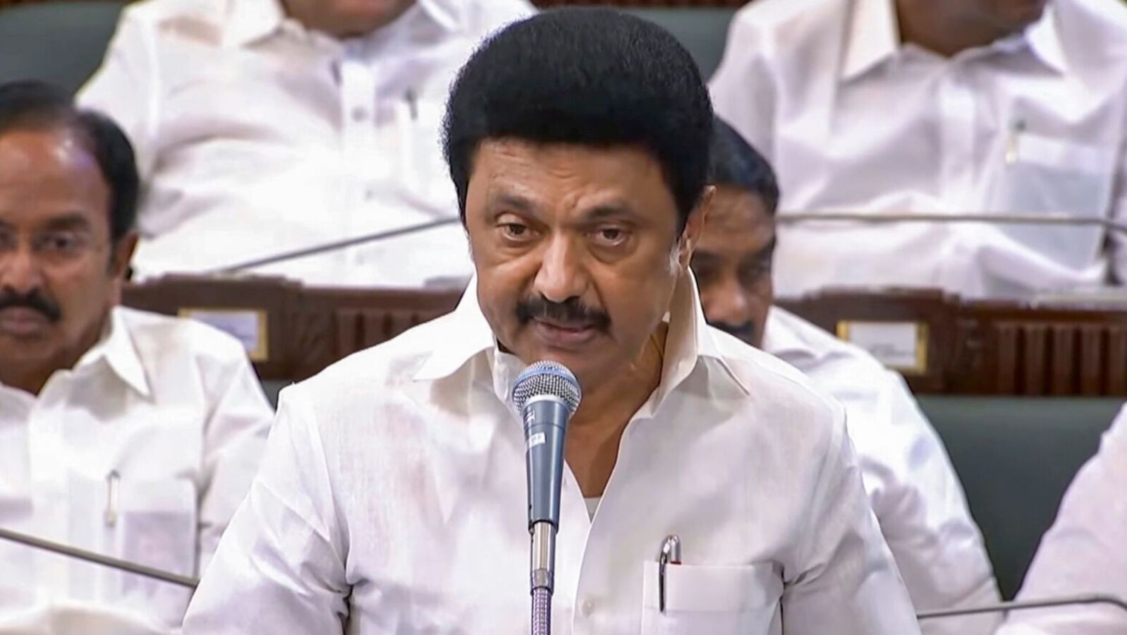 MK Stalin vs EPS: டெல்லியில் யாரை சந்திக்கிறார் ஈபிஎஸ்? - பேரவையில் போட்டு உடைத்த முதல்வர் ஸ்டாலின்!