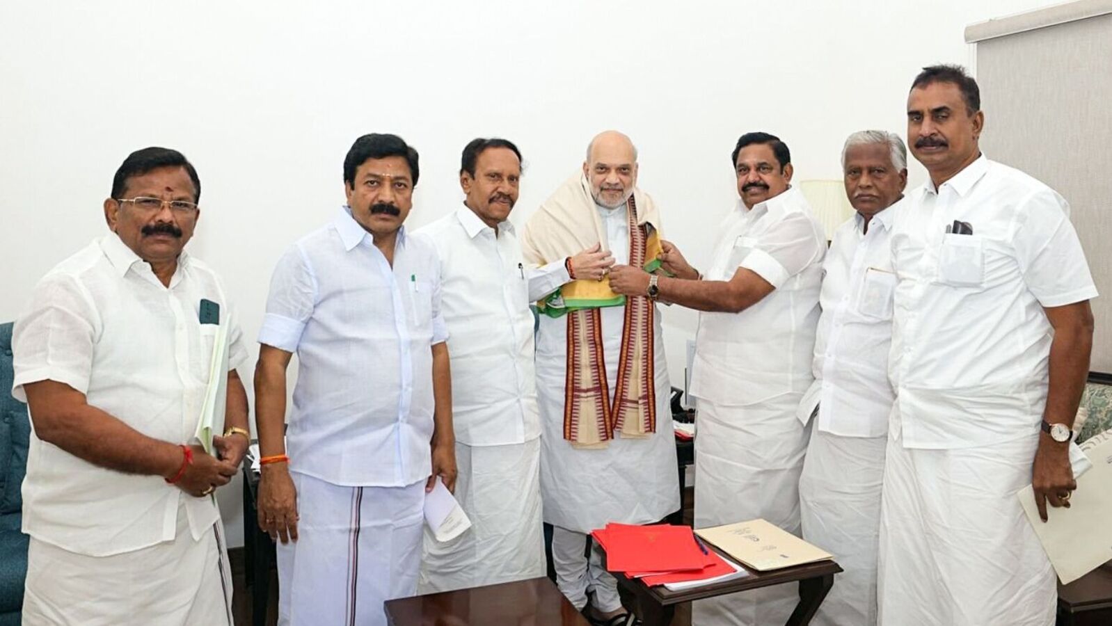 45 நிமிடம் நடந்த சந்திப்பு.. டெல்லியில் அமித்ஷாவுடன் பேசியது என்ன? - கூட்டணி பற்றி உடைத்து பேசிய ஈபிஎஸ்!