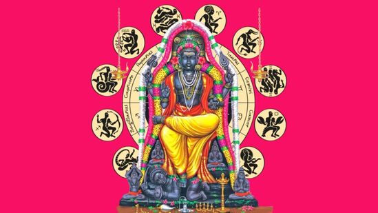 இந்நிலையில் குரு பகவான் இந்த 2025 ஆம் ஆண்டு மே மாதம் 14ஆம் தேதி அன்று மிதுன ராசிக்கு செல்கிறார் இது புதன் பகவானின் சொந்தமான ராசியாகும். குரு பகவானின் மிதுன ராசி பயணம் 12 ராசிகளுக்கும் தாக்கத்தை கொடுத்தாலும் குறிப்பிட்ட சில ராசிகளுக்கு அதிர்ஷ்ட யோக பலன்களை கொடுக்கப் போவதாக ஜோதிட சாஸ்திரம் கூறுகிறது. அது எந்தெந்த ராசிகள் என்பது குறித்து இங்கு காணலாம். 