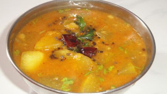 பூசணிக்காய் கூட்டுக்கறி : கேரளா ஸ்டைலில் பூசணிக்காய் – தேங்காய் கூட்டுக்கறி; சூப்பர் சுவையான ரெசிபி இதோ! பூசணிக்காய் கூட்டுக்கறி : கேரளா ஸ்டைலில் பூசணிக்காய் – தேங்காய் கூட்டுக்கறி; சூப்பர் சுவையான ரெசிபி இதோ!
